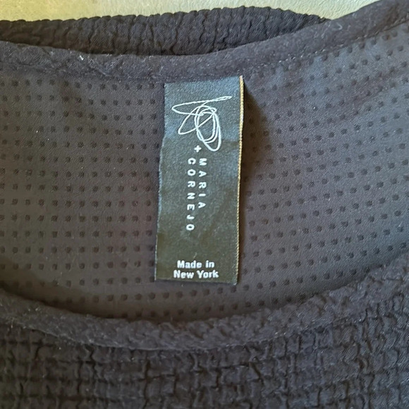 Maria Cornejo sz L black blouse textured and angular great pre owned condition - Picture 10 of 11